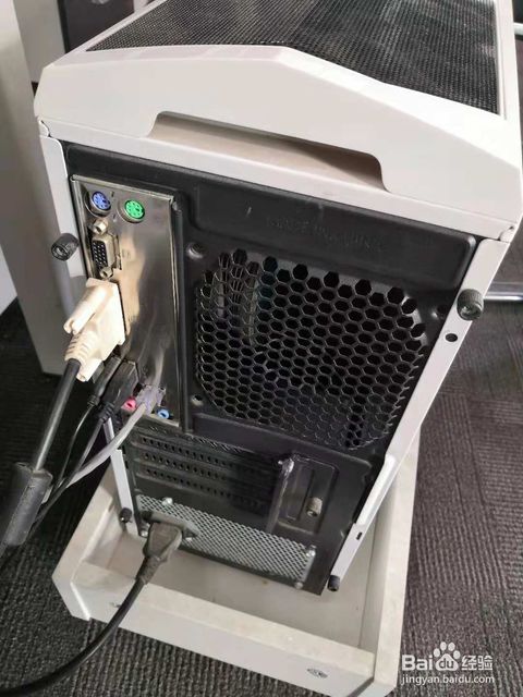 如何给电脑更换硬盘 计算机硬件安装指南